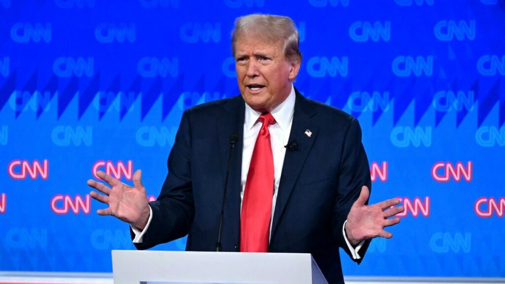 CNN, MS NOW y Politico demandarán al Gobierno de Trump tras ser vetados de la Casa Blanca