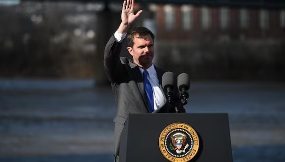 Andy Beshear 