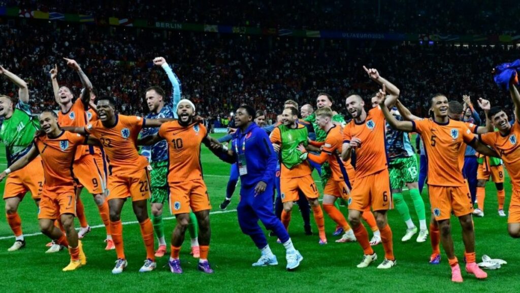Inglaterra y Países Bajos sufren pero avanzan a semifinales en la Eurocopa