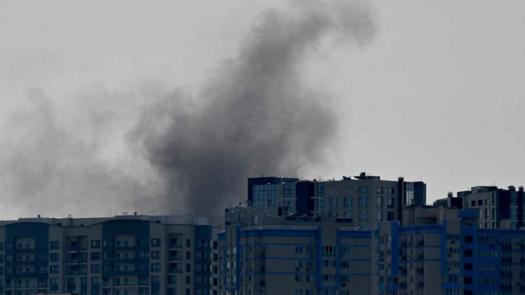 Rusia lanzó un “masivo” ataque con drones y misiles contra infraestructuras energéticas en Ucrania.