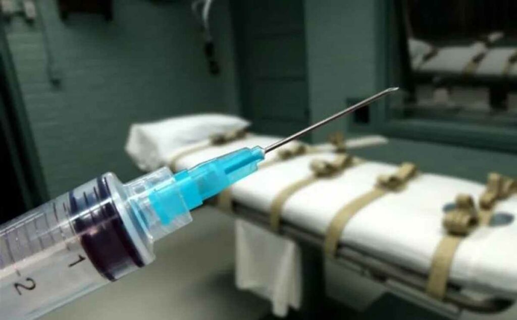 Un recluso sentenciado a pena de muerte por el asesinato de un estudiante universitario, que además violó a la hermana del fallecido, fue ejecutado.