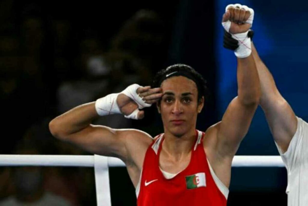 La boxeadora argelina Imane Khelif, dijo que ganar el oro olímpico fue la respuesta perfecta a los “ataques” y el “acoso” que recibió.