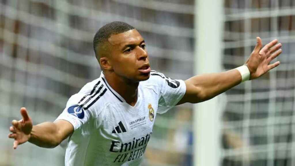 Kylian Mbappé debutó a lo grande con el Real Madrid, al que ayudó a ganar 2-0 al Atalanta italiano.