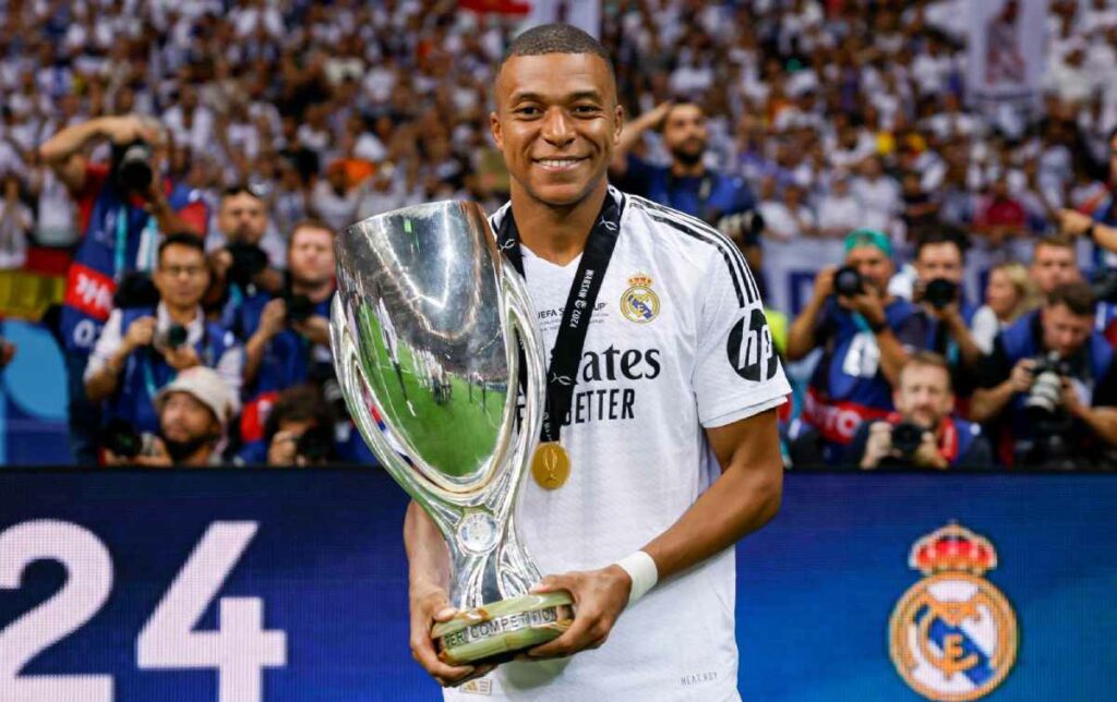 El atacante francés Kylian Mbappé, en declaraciones a la televisión española tras su partido de debut con su nuevo club