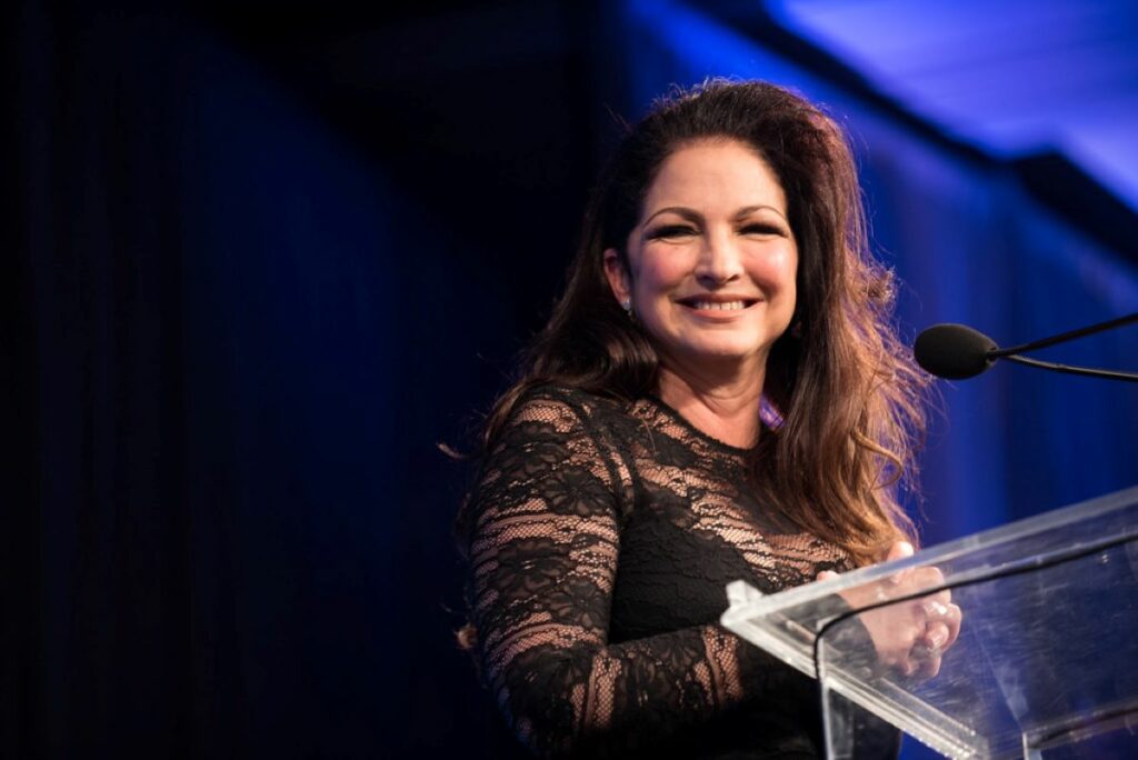 gloria estefan calle Miami Beach