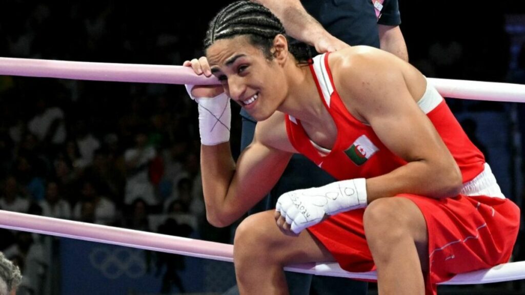 La historia detrás de la polémica boxeadora Imane Khelif, cuestionada por su género