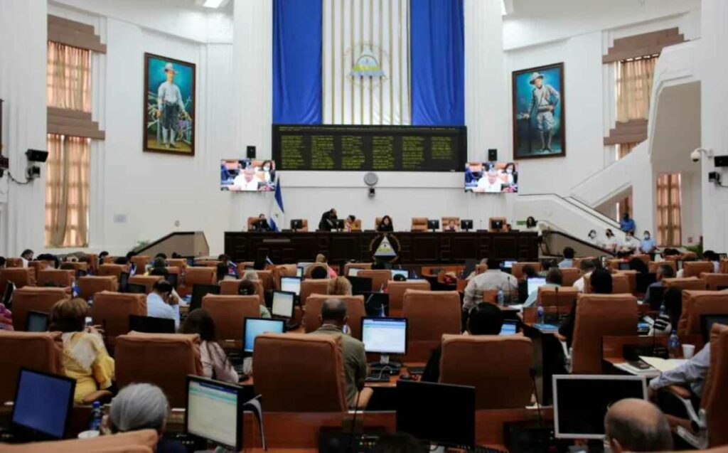 El Congreso de Nicaragua aprobó comenzar a juzgar a quienes cometan acciones contra el gobierno de Daniel Ortega en el exterior.