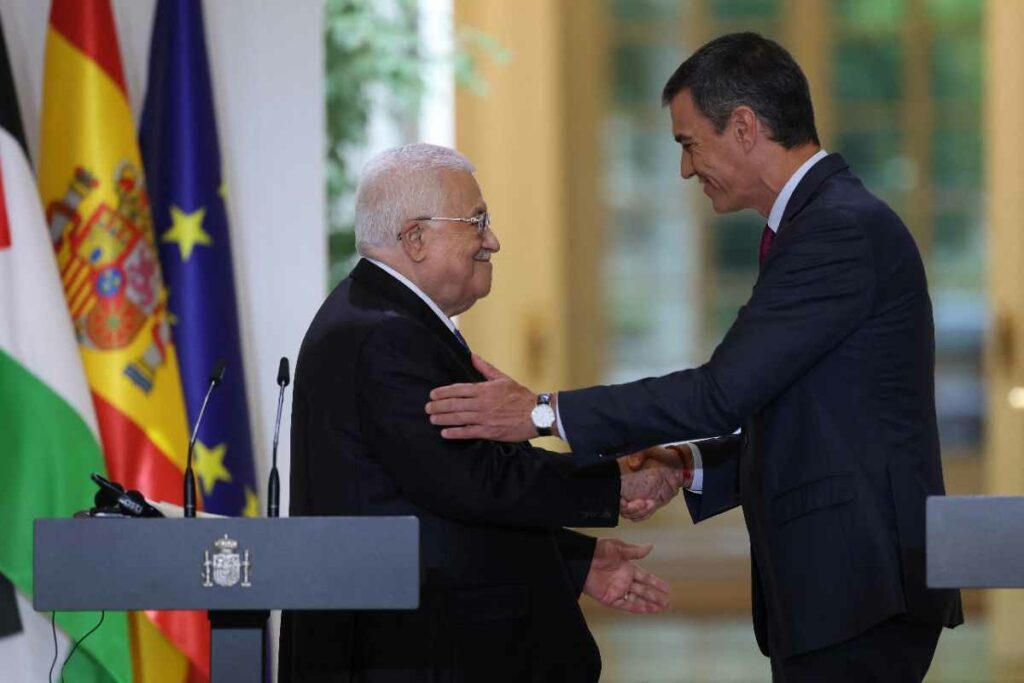 El presidente del Gobierno español, Pedro Sánchez, hizo un llamamiento a "la desescalada" en Medio Oriente tras los últimos acontecimientos en Líbano.