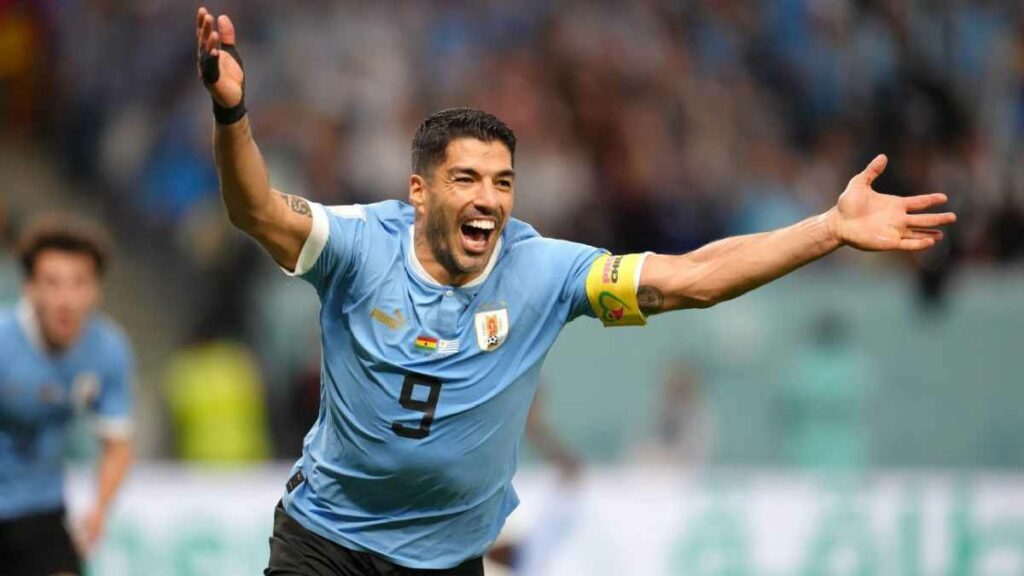 Uruguay despide a su ídolo Luis Suárez en el Centenario ante un Paraguay, en la séptima fecha de la clasificatoria al Mundial-2026.