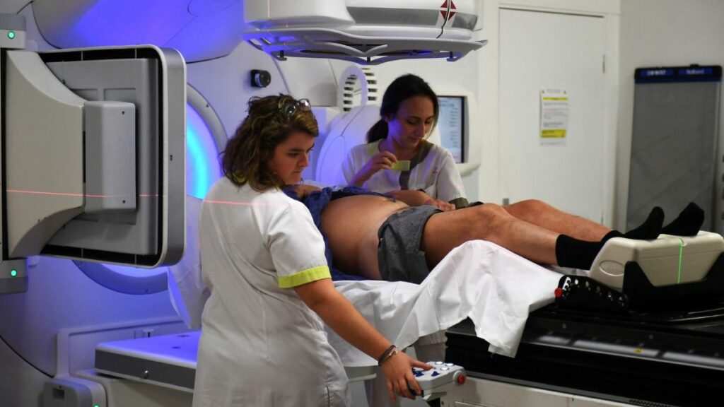 Expertos apuntan a tratamiento de radioterapia más corto para el cáncer de mama