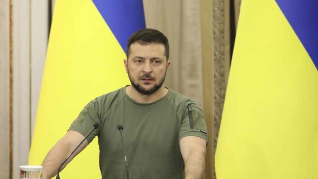 El presidente ucraniano, Volodimir Zelenski, instó a sus aliados a mantener el apoyo militar a su país en 2025.