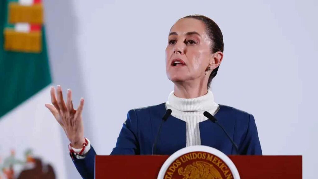 El gobierno de México alista un documento que resalta los beneficios del tratado de libre comercio T-MEC con Estados Unidos y Canadá.