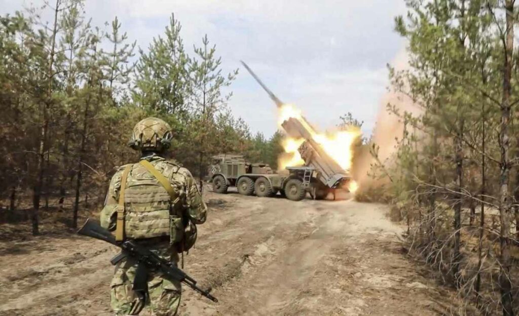 El presidente ucraniano, Volodimir Zelenski, afirmó que soldados norcoreanos están desplegados en la región rusa de Kursk para apoyar al ejército del Kremlin.