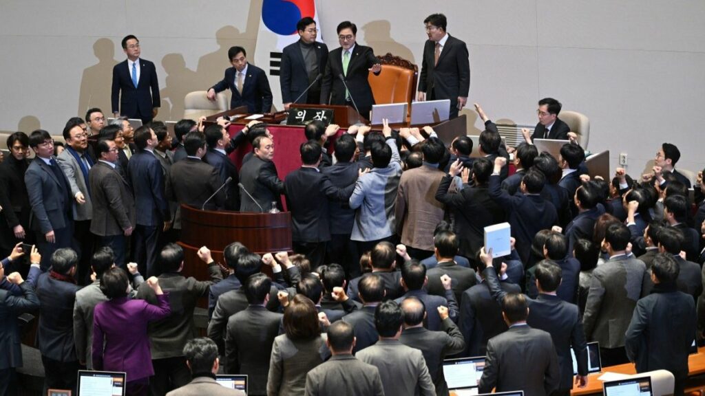 El presidente interino de Corea del Sur, también destituido por el Parlamento
