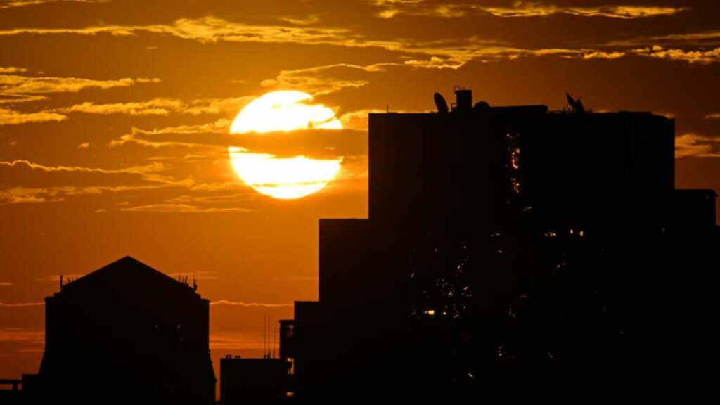 China es el mayor emisor mundial de gases de efecto invernadero que, según los científicos, fomentan el calentamiento global.