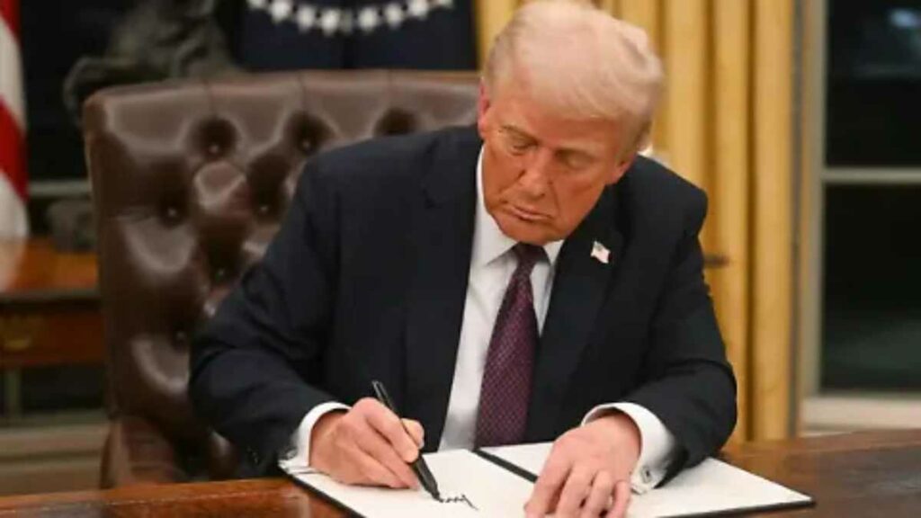 La acción judicial presentada por 18 estados, entre ellos California o Nueva York, llega tan solo un día después del regreso al poder de Trump