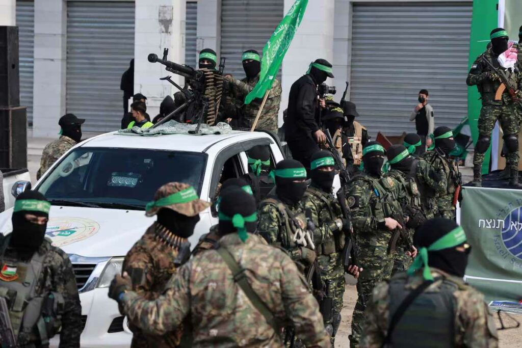 Con las dos nuevas liberaciones, 25 rehenes israelíes -cuatro de ellos fallecidos- han sido entregados a Israel.