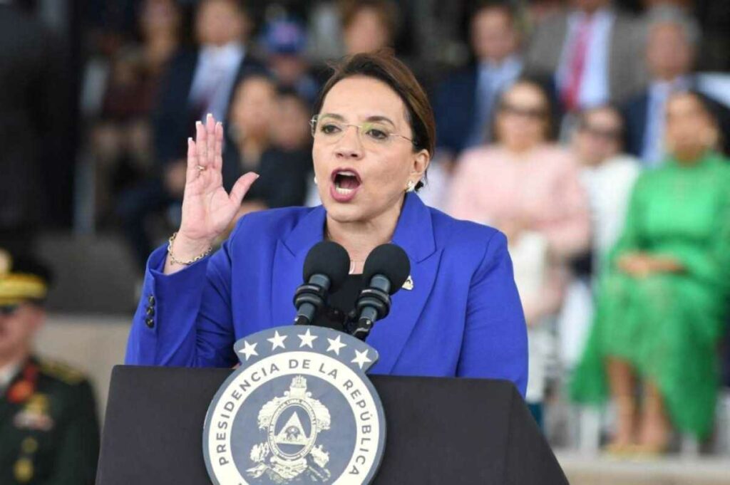 La presidenta Xiomara Castro anunció que llegó a un “acuerdo con la nueva administración de los Estados Unidos”.