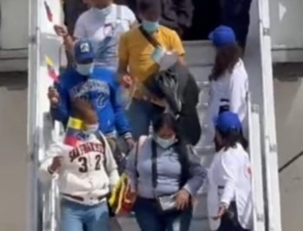 242 migrantes deportados desde eeuu a venezuela 