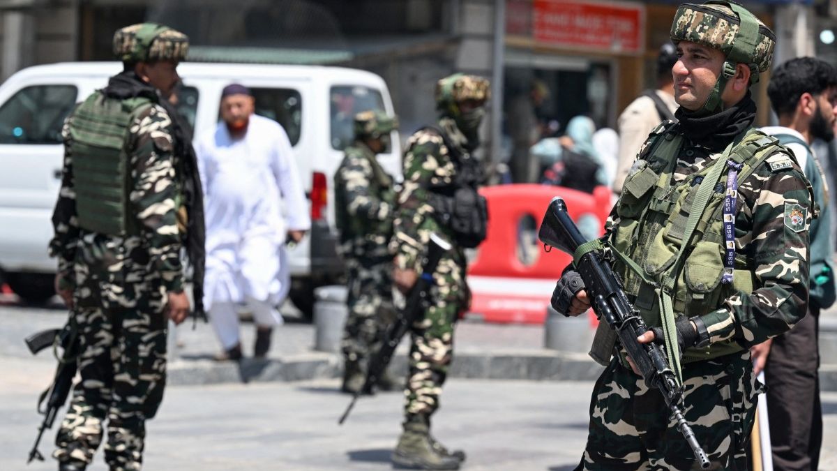 Peligro de guerra: India y Pakistán intercambian disparos en zona ...