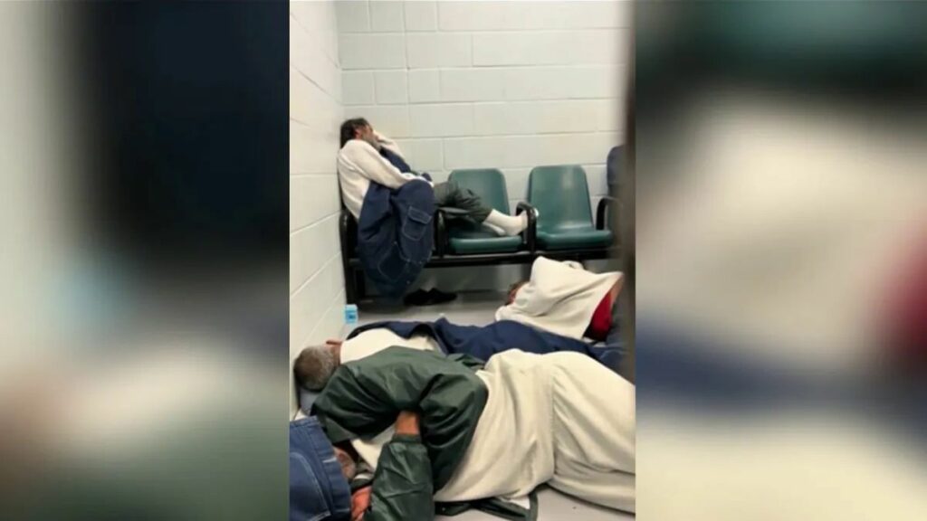 presos en centro de detención de Krome , miami denuncian maltratos