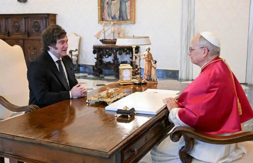 Milei se encuentra de gira por Europa, con etapas en Italia, el Vaticano, España y Francia, y volará a Israel, desde donde regresará a Madrid.