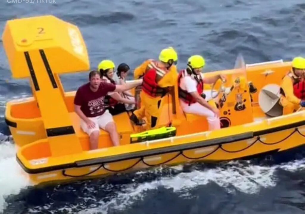 Padre salta al mar para salvar a su hija que cayó de un crucero Disney Dream  - Mediatiko