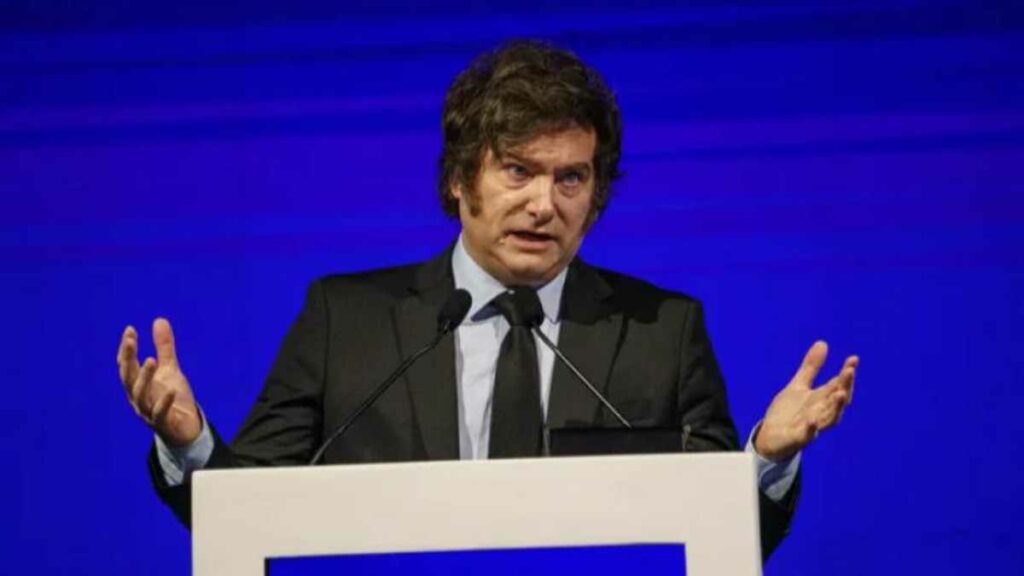 El fallo de la Justicia Nacional del Trabajo, hizo lugar a un amparo presentado por la Confederación General del Trabajo (CGT), principal central sindical del país.