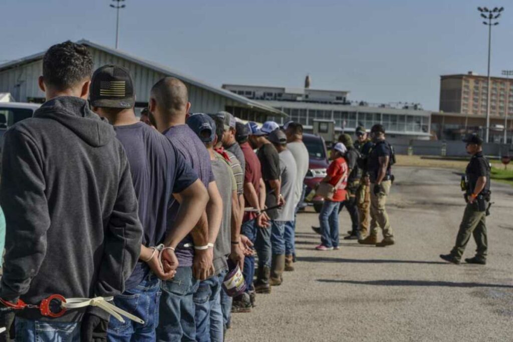 Los actuales campeones de las Grandes Ligas de béisbol llevaban semanas recibiendo críticas por su silencio ante los operativos de detención de personas indocumentadas