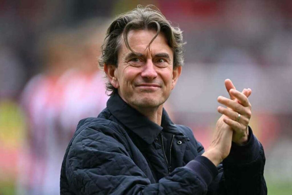 El nuevo técnico firmó un contrato por tres temporadas, hasta 2028, con el club del norte de Londres.
