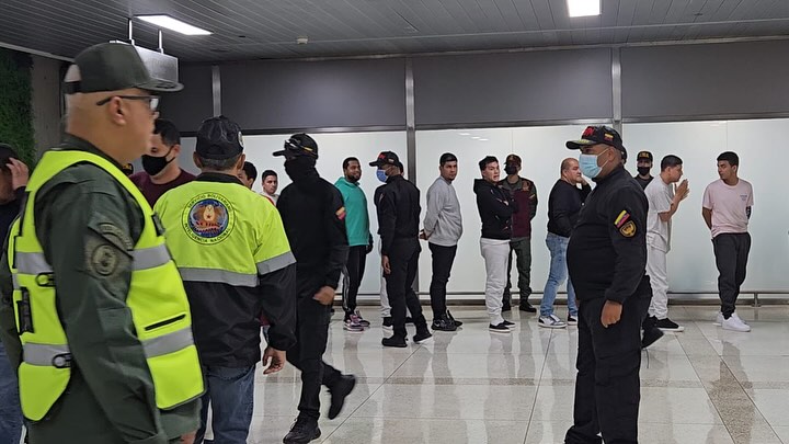 migrantes venezolanos deportados desde Estados Unidos