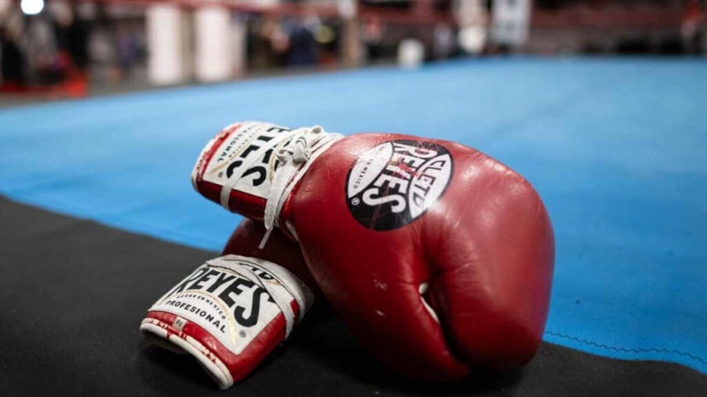 Los dirigentes estudian medidas para hacer más seguro este deporte, como la introducción de test de orina para medir la deshidratación