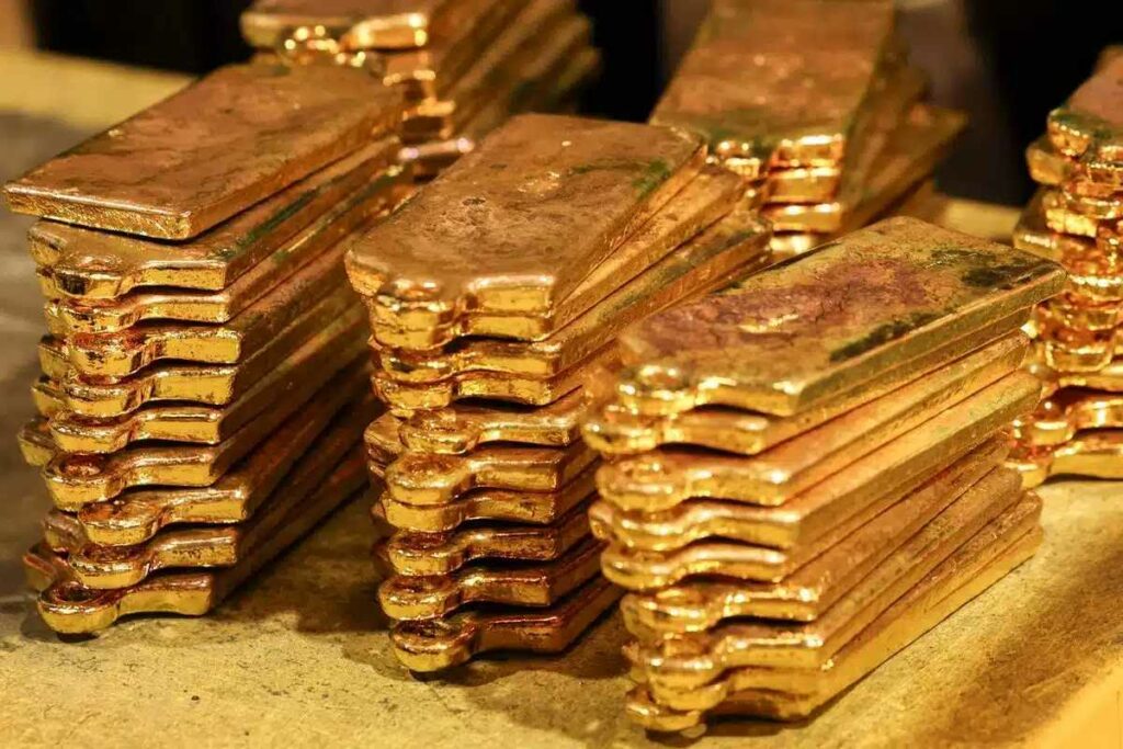 El oro se acerca a los 5 mil dólares la onza, tras la incertidumbre de ...