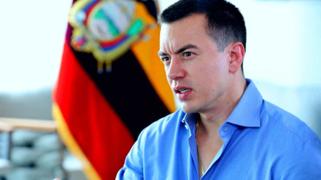 Injerencia política en Ecuador