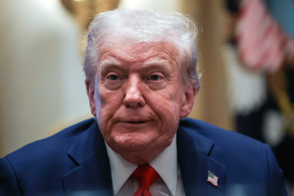 trump autoriza a la CIA operaciones en Venezuela
