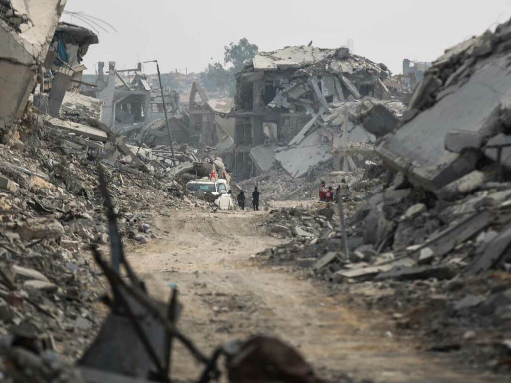 Según los términos del pacto, Israel debe devolver los cuerpos de 15 palestinos por cada rehén muerto restituido.