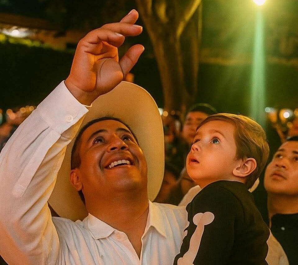 Asesinan a balazos a un alcalde en un acto púbico en el oeste de México ...