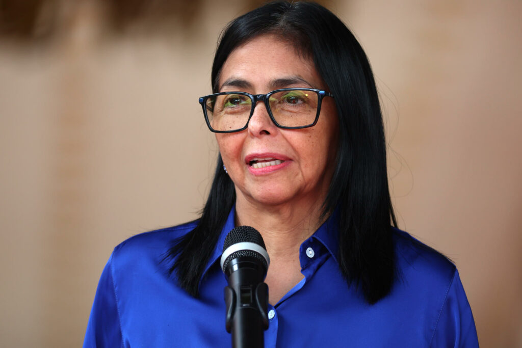 revela tras entrevista a Delcy Rodríguez que Marco Rubio habla casi a diario con la jefe del régimen y que supervisa economía venezolana