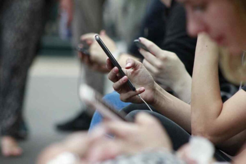 Conectadas a otras aplicaciones del teléfono, como los juegos o las redes sociales, estas herramientas permiten a los usuarios pausas digitales, o mantener una disciplina.