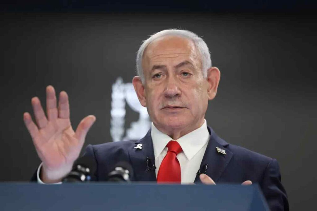 El líder israelí visitó una base aérea del sur de Israel y se reunió con pilotos del Ejército estadounidense