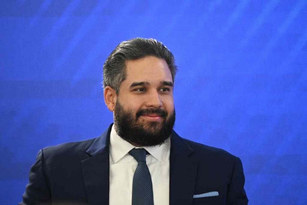 Maduro Guerra, quien más temprano expresó su confianza en el retorno de ambos al país suramericano, aseguró que los dos están “muy bien, fuertes” y “con mucho ánimo”.