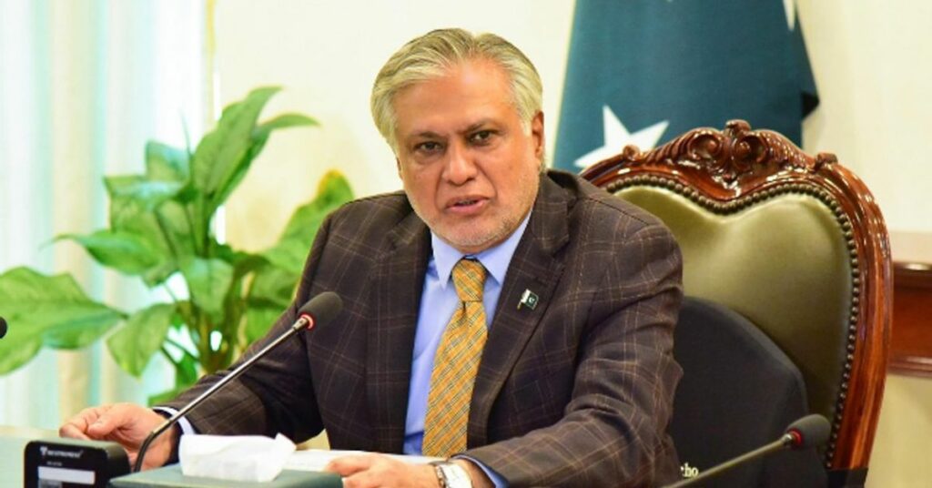Todos sostuvieron reuniones bilaterales previas con el canciller pakistaní, Ishaq Dar.