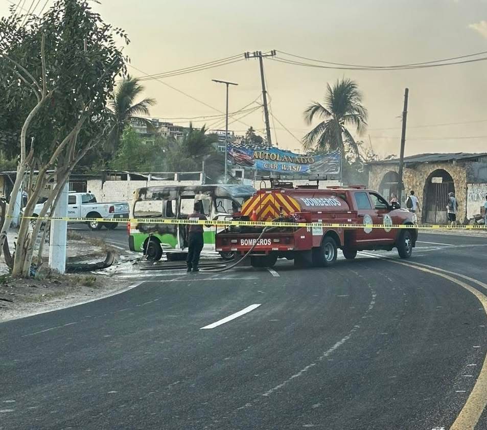 Un muerto y siete heridos tras ataque a transporte público en Acapulco ...