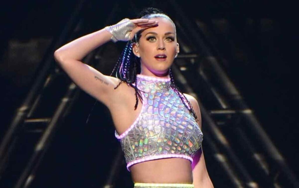 Tras la difusión del testimonio de Rose, el entorno de la intérprete de “Roar” reaccionó de inmediato.
