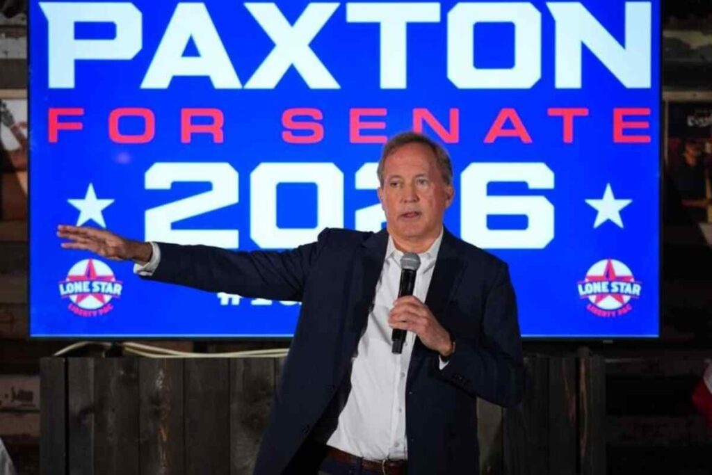 Paxton se enfrenta el próximo 26 de mayo al actual senador por Texas en la segunda vuelta de las primarias del partido.