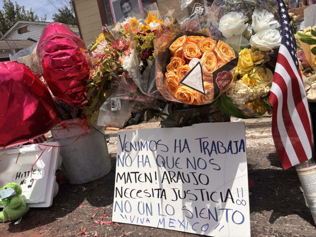 Cientos de personas despiden en Texas a Lorenzo Salgado, migrante mexicano baleado por ICE
