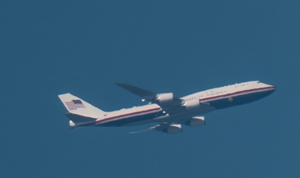 Trump estrena polémico avión presidencial donado por Catar: "Estamos muy orgullosos"