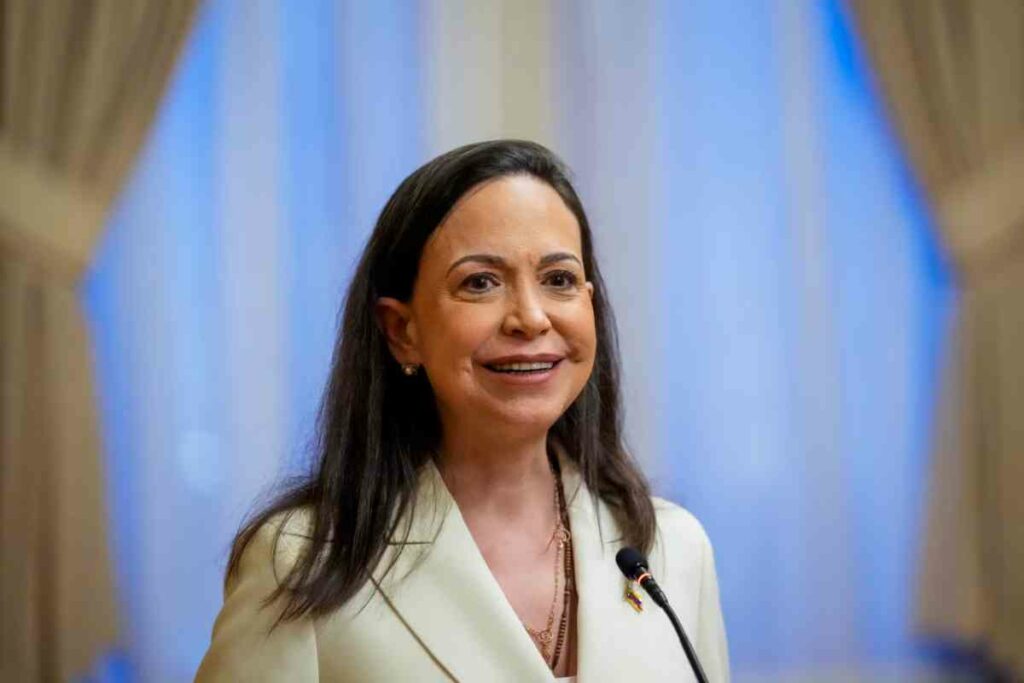María Corina Machado celebra rescate de un superviviente tras ocho días bajo los escombros en Venezuela