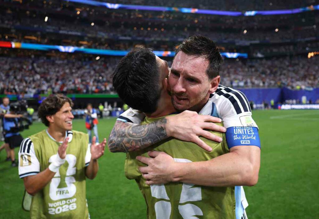 “Volvimos a sufrir muchísimo pero bueno, esto es el Mundial y todos los partidos se están dando igual, muy igualados todos”, expresó Messi