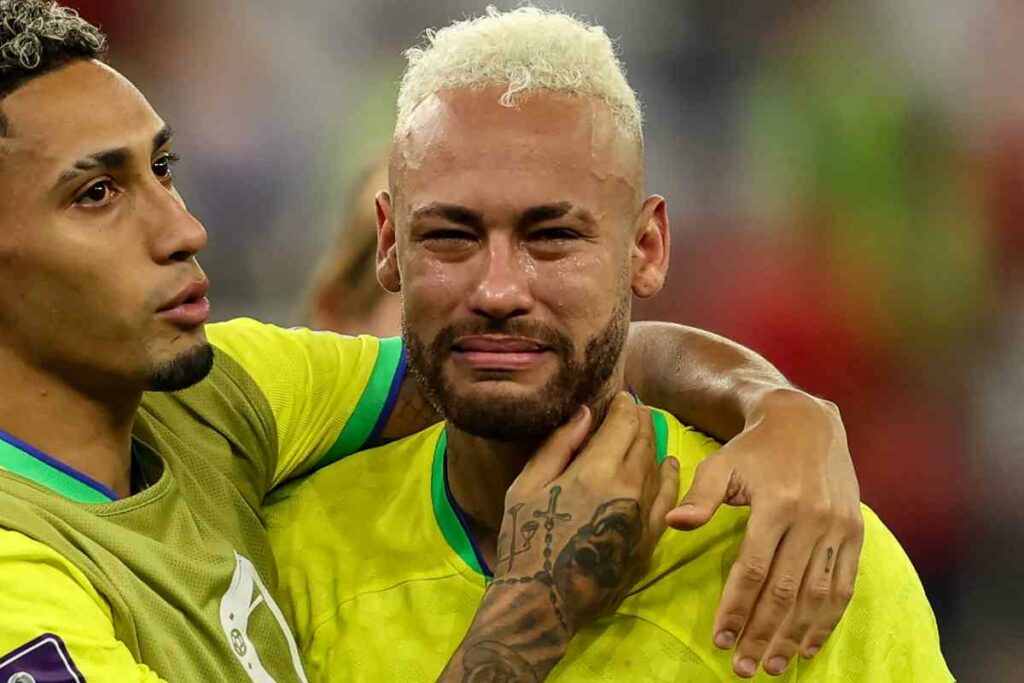 Han sido cerca de 16 años al frente de la Canarinha en los que ha conseguido erigirse como el máximo goleador histórico de la Seleção, pero sin lograr su gran objetivo: ganar el Mundial.
